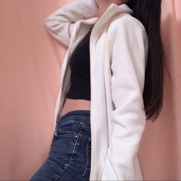 OLD NAVY 100% POLYESTER ZIP UP SWEATER - Picture 3 of 5